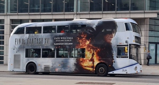 【主机游戏】英国伦敦街头现《最终幻想16》主题巴士-第2张