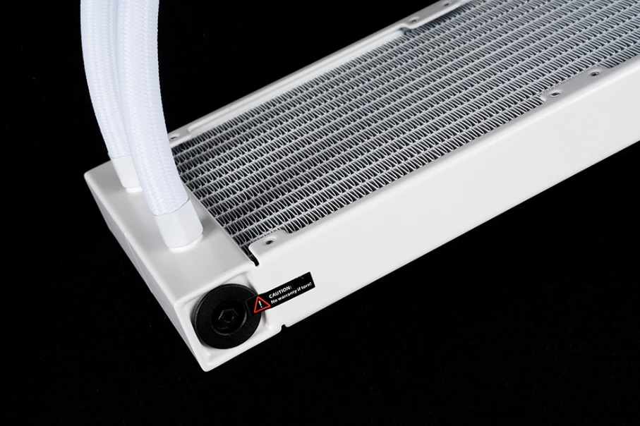 【球盟会】White Moonlight — 打造一台静谧且优雅的性能主机