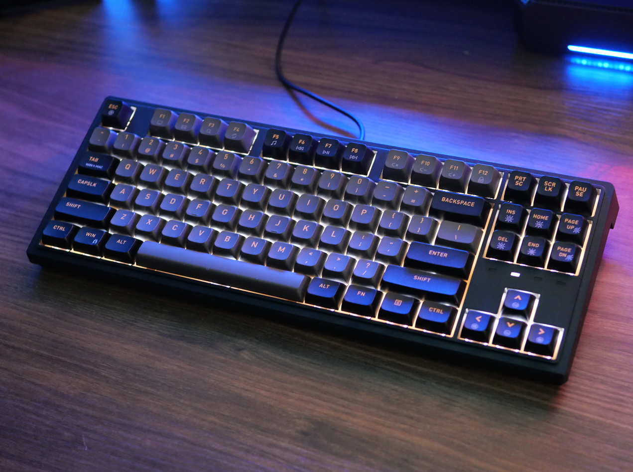 精准杀入市场空缺，黑峡谷性价比最高的键盘，M3简拆评测