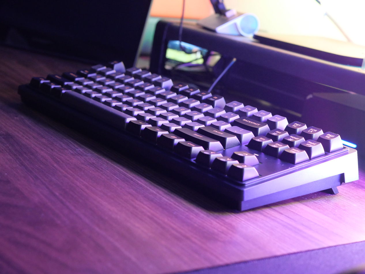 精准杀入市场空缺，黑峡谷性价比最高的键盘，M3简拆评测