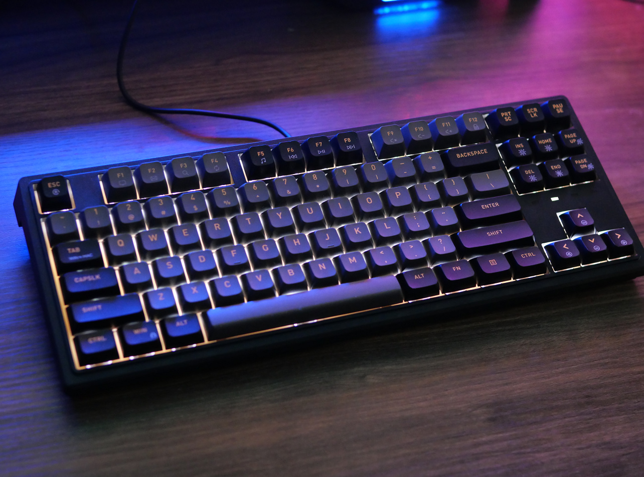 精准杀入市场空缺，黑峡谷性价比最高的键盘，M3简拆评测