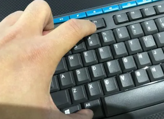 島國遊戲主播吐槽 被觀衆忽悠Alt+F4事件頻發