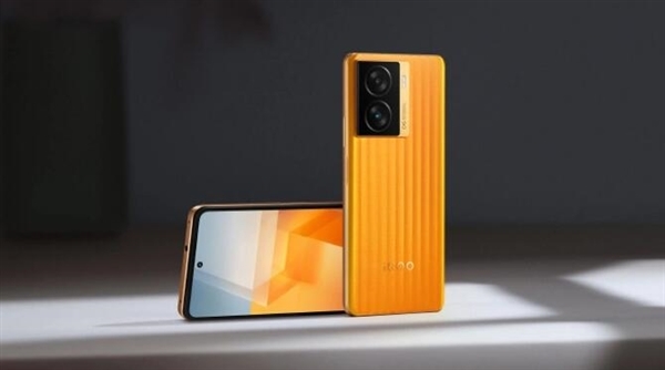 LCD永不爲奴！iQOO Z8來了：天璣8200高刷直屏