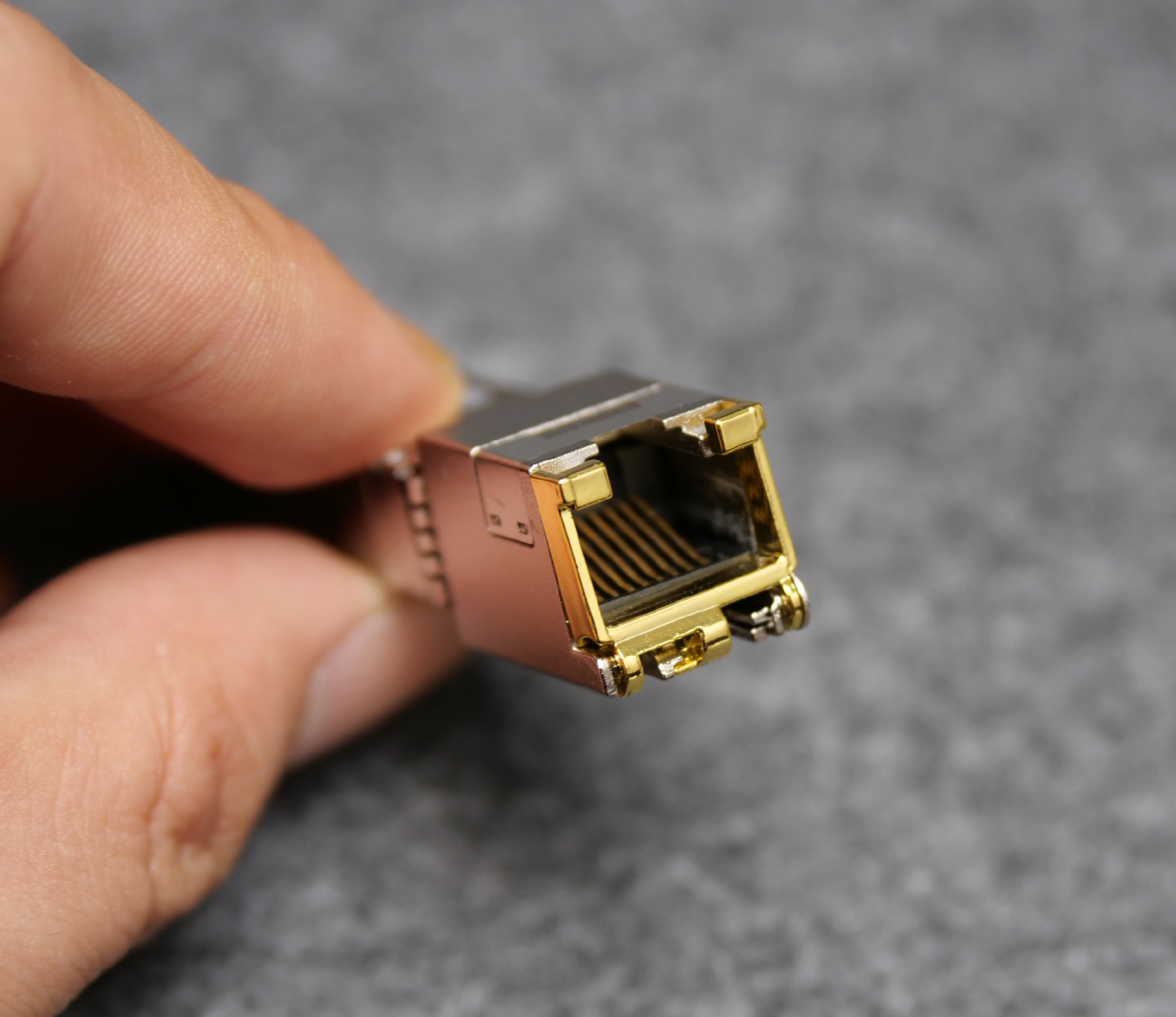 华硕NAS低成本叠加网速方案，内网传输带宽直接翻倍！