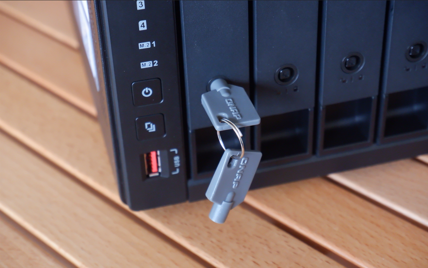 用威联通TS464C2打造一个家庭文件中心以及网心云回血电费网费