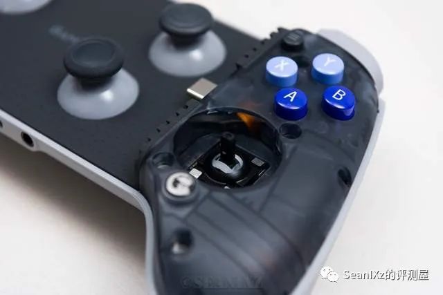 小鸡G8射手座Type-C手柄评测体验：让手机秒变全御三家掌机