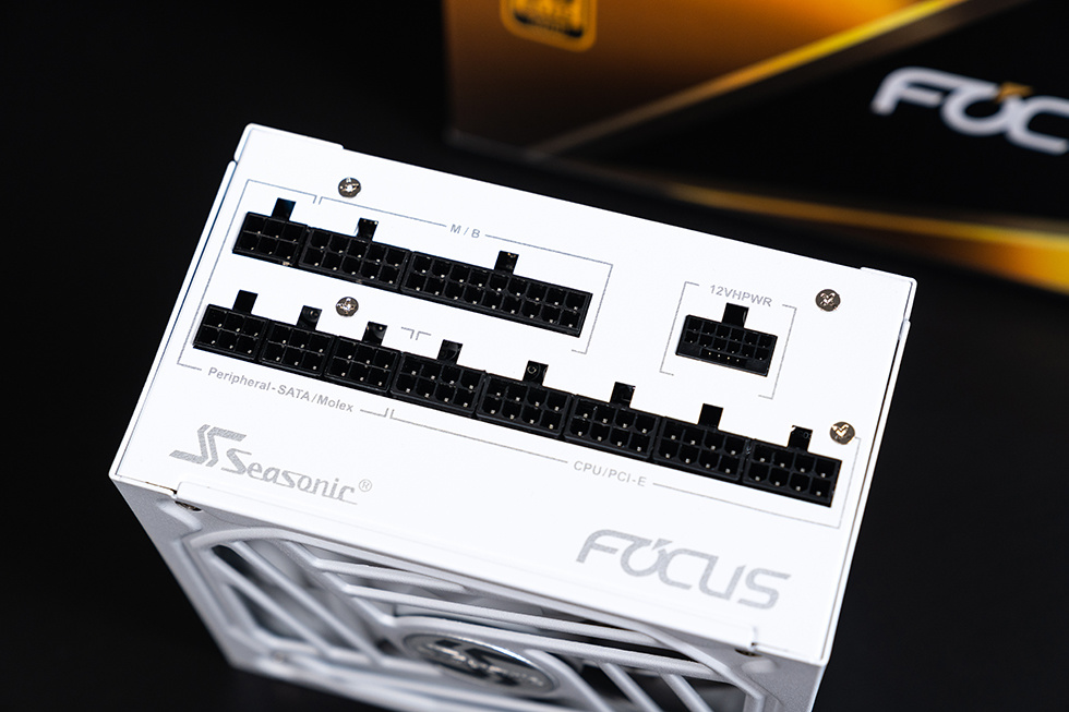 全面可视化，联力 O11D EVO RGB & TL LCD 积木风扇装机展示