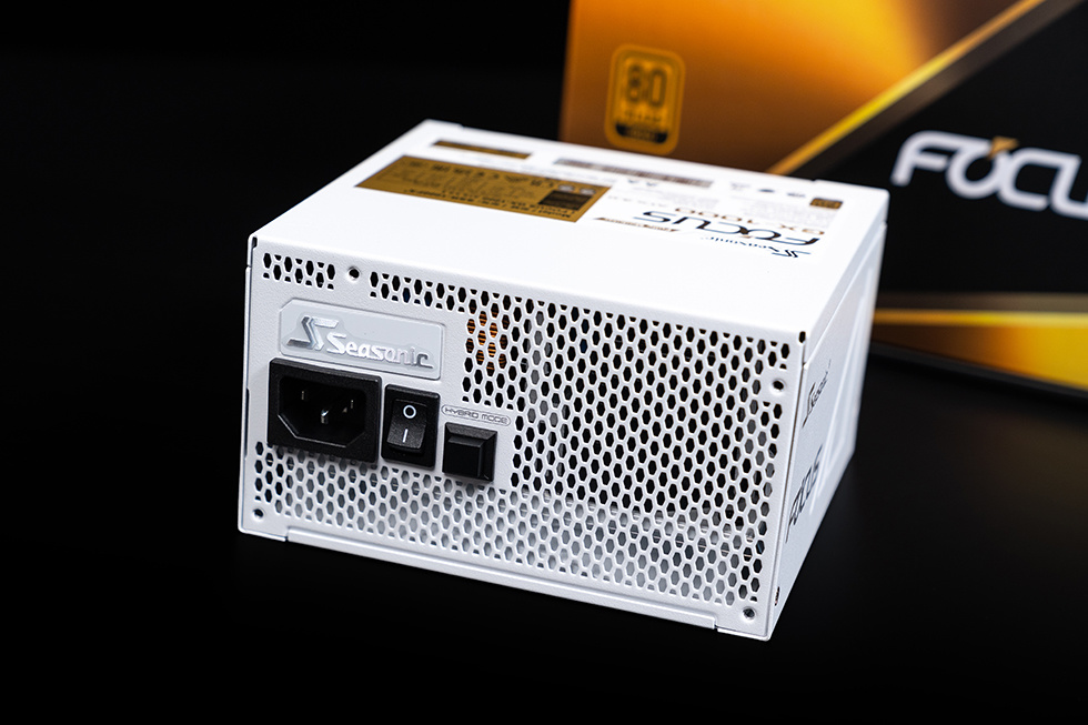 全面可视化，联力 O11D EVO RGB & TL LCD 积木风扇装机展示