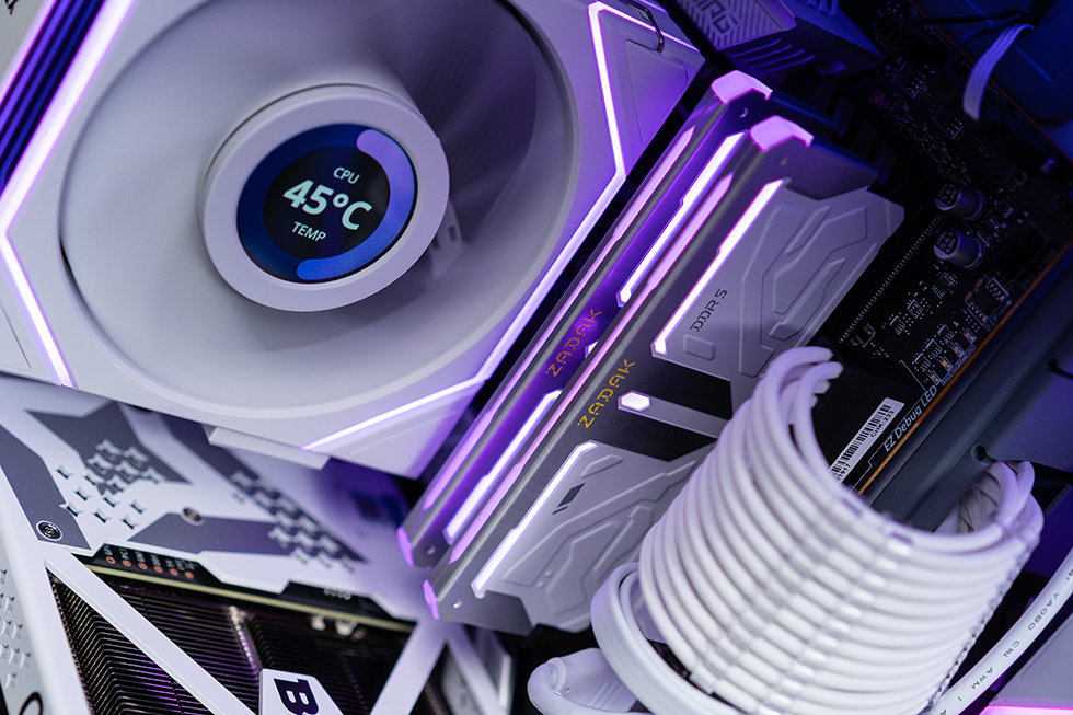 全面可视化，联力 O11D EVO RGB & TL LCD 积木风扇装机展示