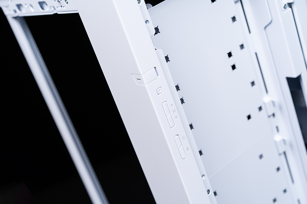 全面可视化，联力 O11D EVO RGB & TL LCD 积木风扇装机展示