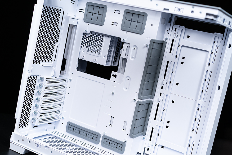 全面可视化，联力 O11D EVO RGB & TL LCD 积木风扇装机展示