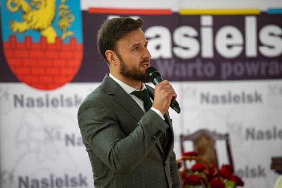 【CS2】人生巅峰 pasha成为家乡Nasielsk荣誉市民-第2张