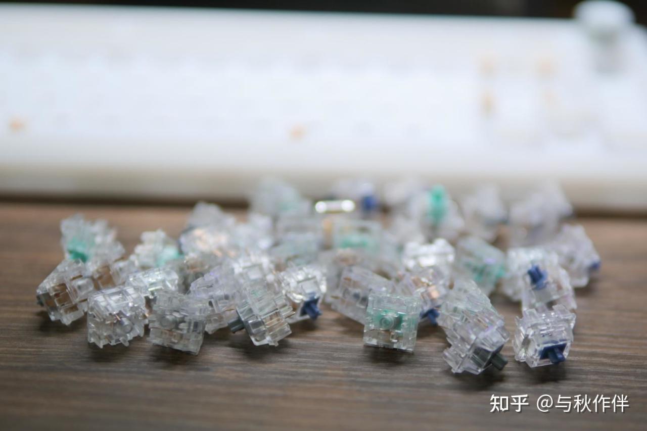 【球盟会】机械键盘的轴体名字一个比一个怪，为什么现在不用颜色区分了呢？
