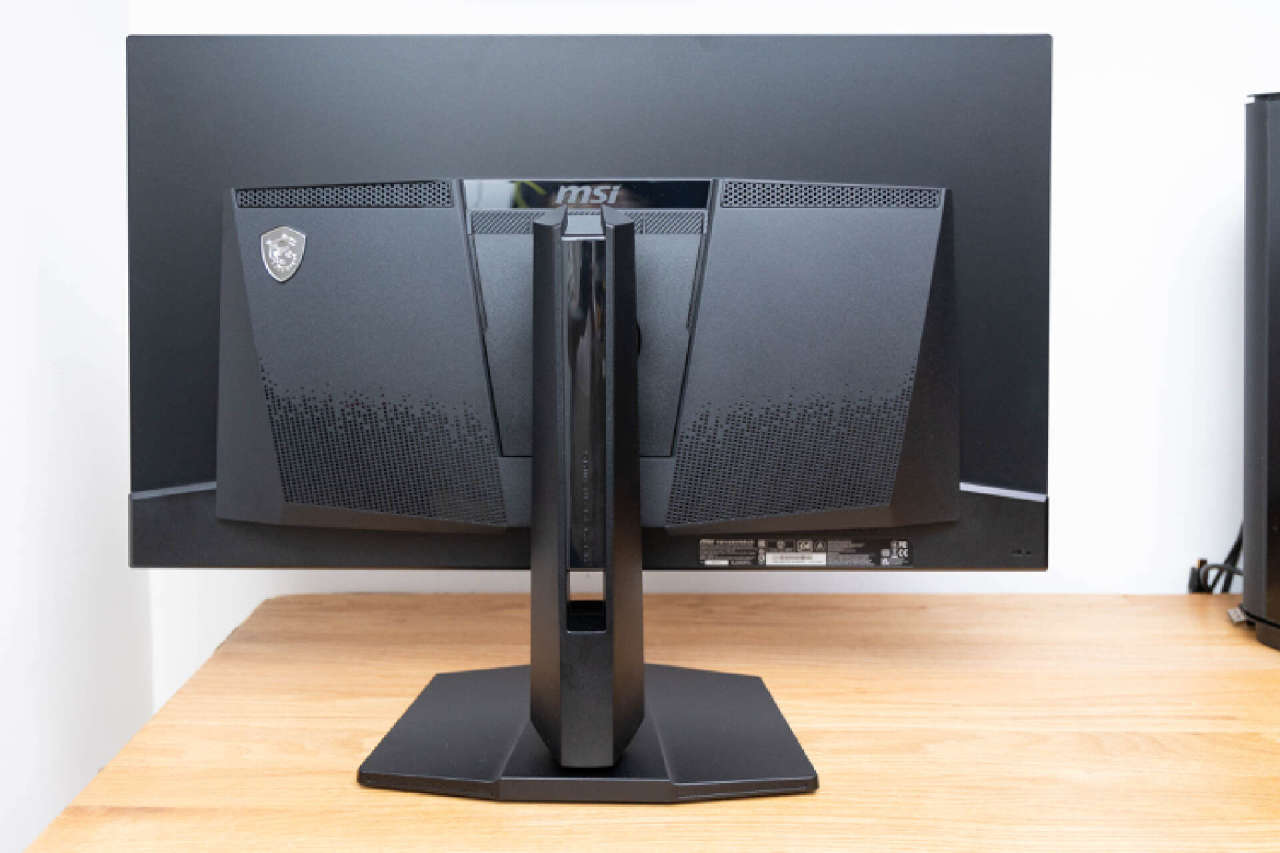 【球盟会】新一代OLED面板，99%P3色域，微星MAG 321UPX QD-OLED高端秀