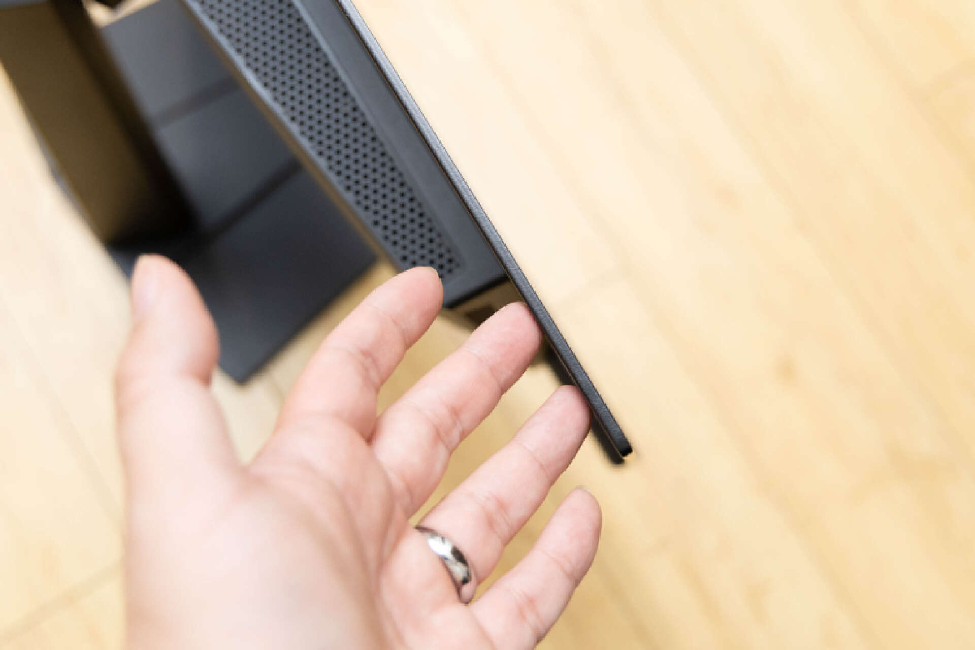 【球盟会】新一代OLED面板，99%P3色域，微星MAG 321UPX QD-OLED高端秀