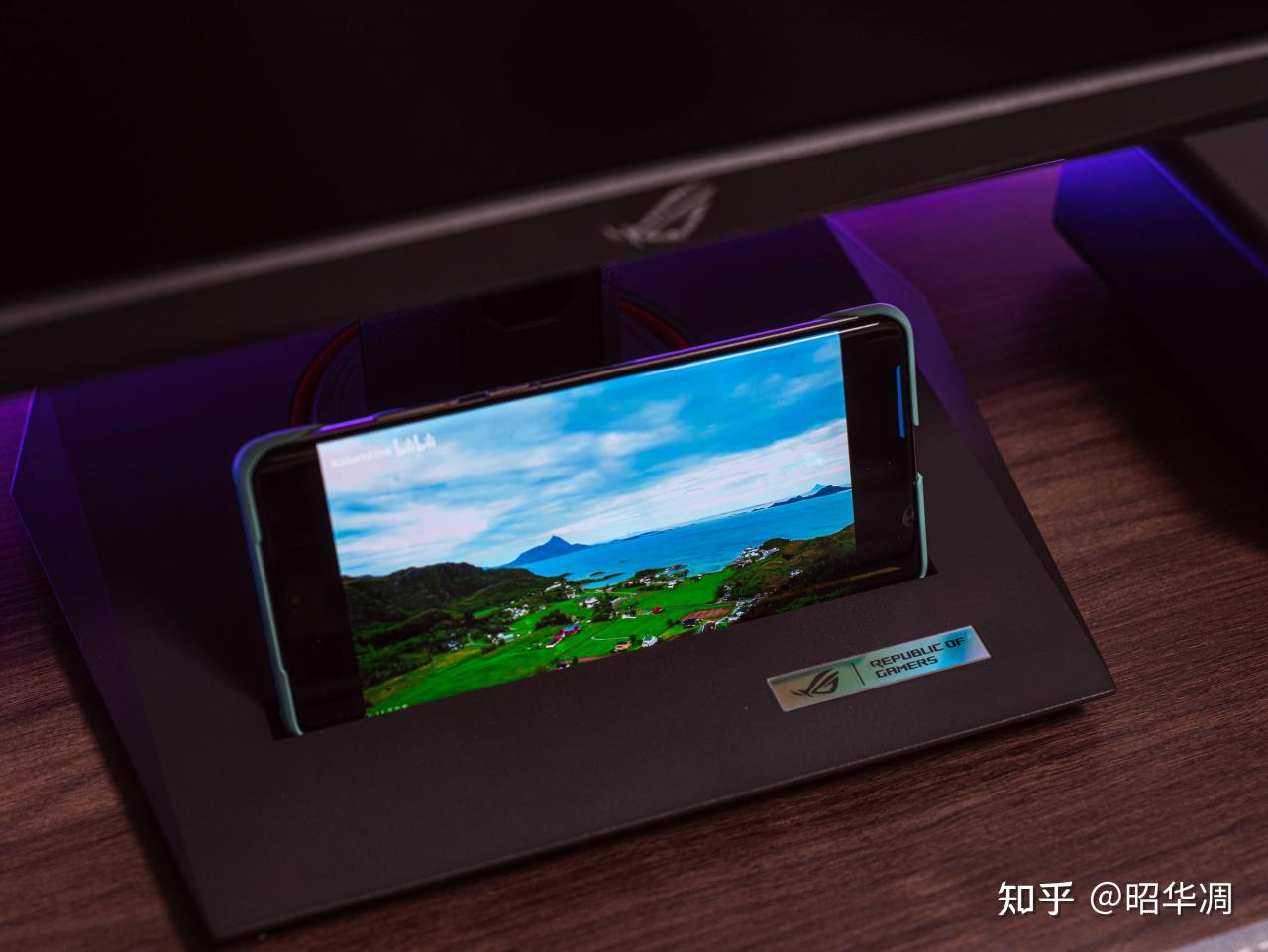 华硕 ROG 绝神27 青春版 XG27UCS电竞显示器｜性能旗舰、超神体验