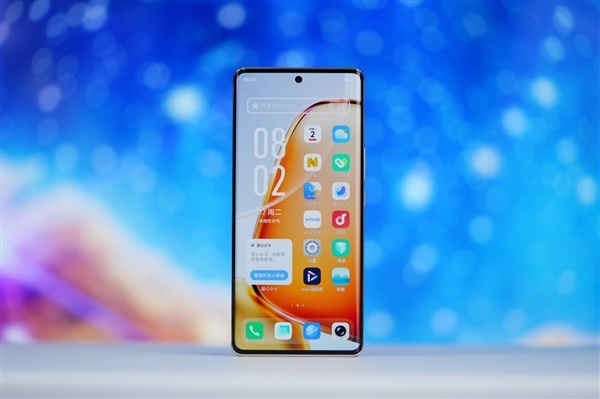 旗舰素皮+6000mAh大电池！vivo Y200图赏-第0张