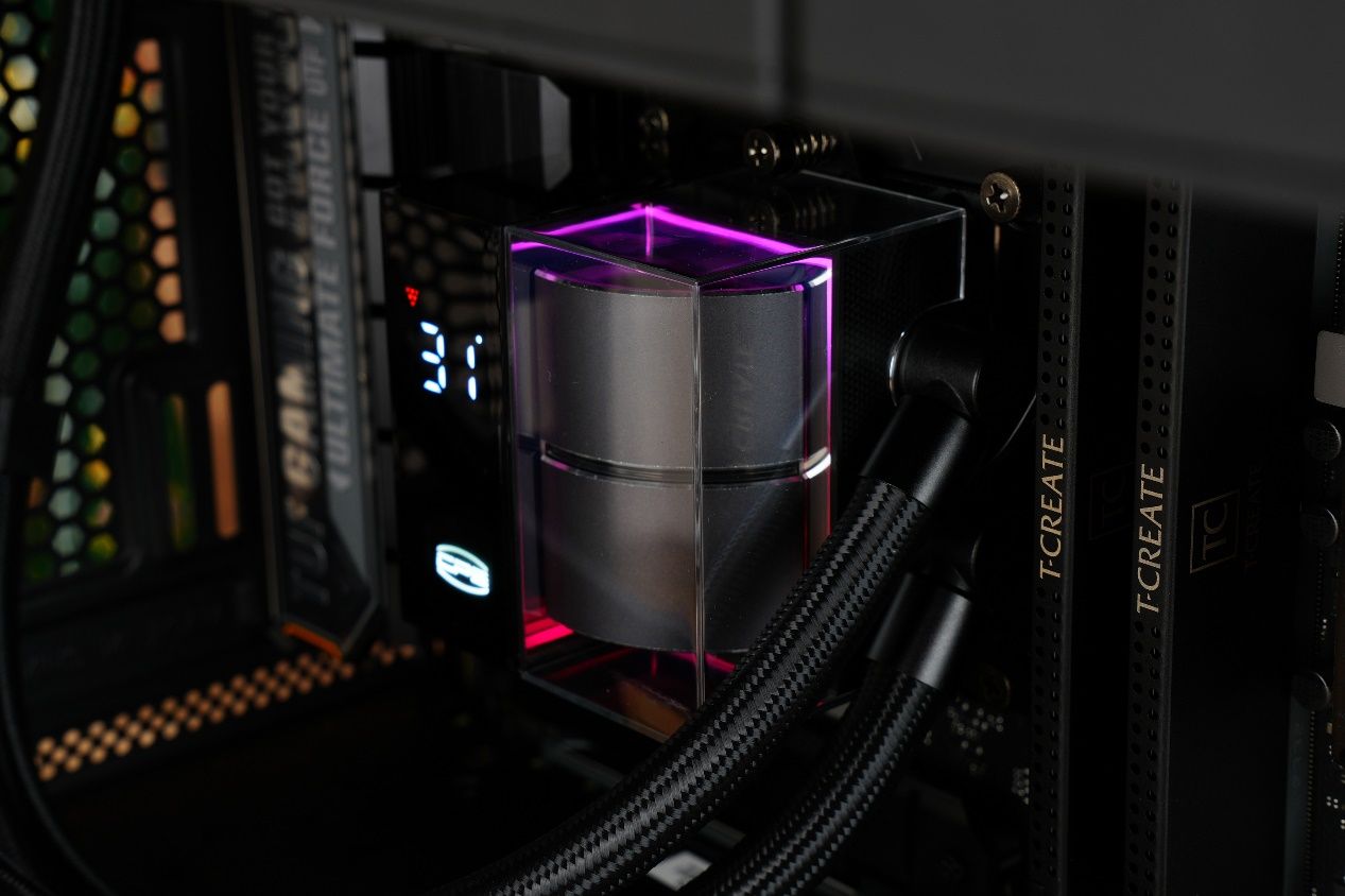 它就是目前最帅的水冷散热器，超频三DS360一体式水冷评测