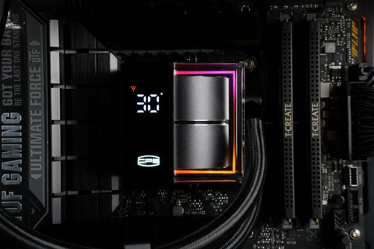 它就是目前最帅的水冷散热器，超频三DS360一体式水冷评测