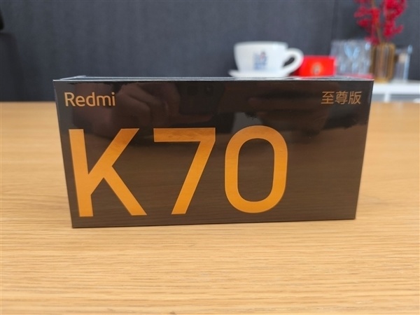 Redmi K70至尊版首發新一代1.5K旗艦直屏：TCL華星C8+材料打造-第1張