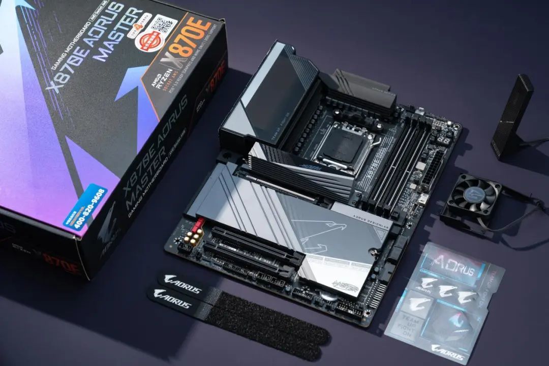 技嘉X870E AORUS MASTER超级雕主板首发测评-第2张