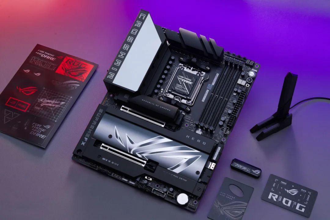 锐龙9000梦幻神装登场，ROG CROSSHAIR X870E HERO主板测评-第1张