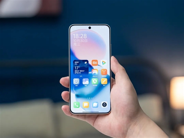 【球盟会】今年旗舰机涨价也就算了 竟然还偷偷缩起了水