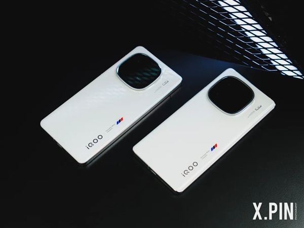 【球盟会】今年旗舰机涨价也就算了 竟然还偷偷缩起了水