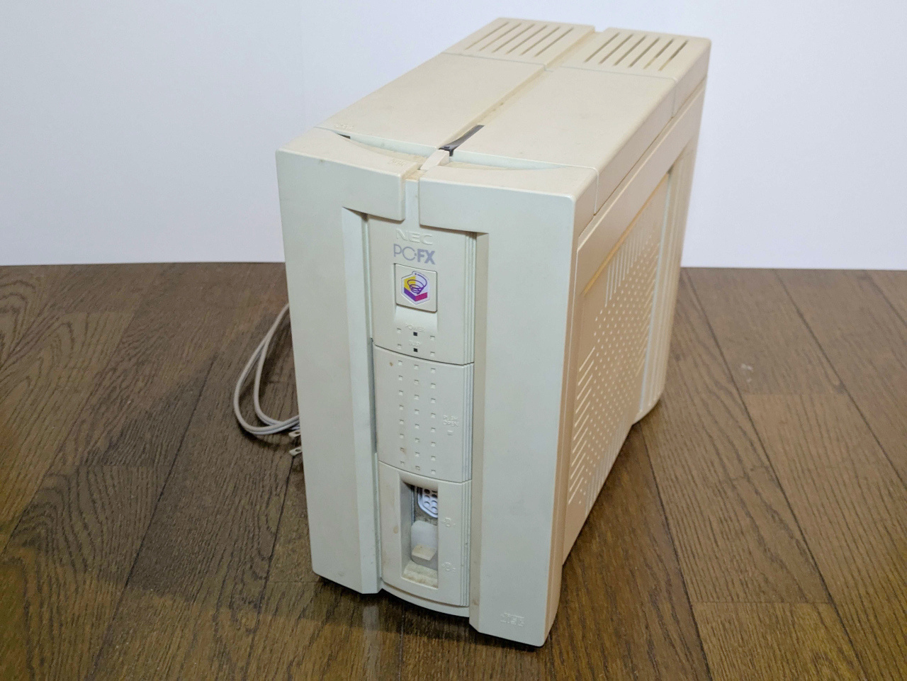 玩家晒罕见PC-FX游戏机 30年前的PS竞争炮灰-第0张