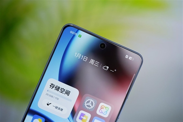 最冷天玑9400+手机!真我GT7图赏-第10张