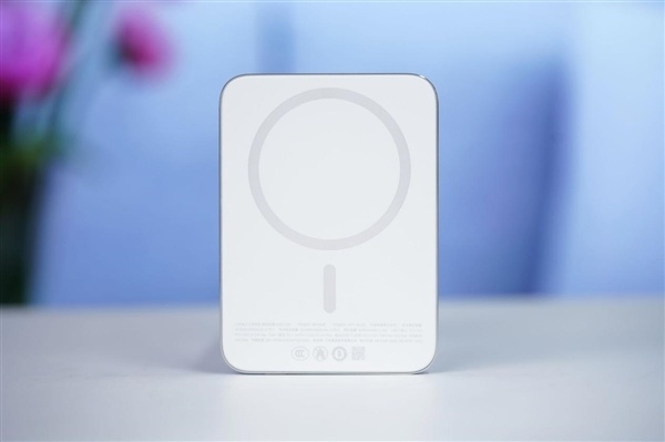 299元的小米金沙江磁吸充电宝卖断货：闲鱼加价到400多