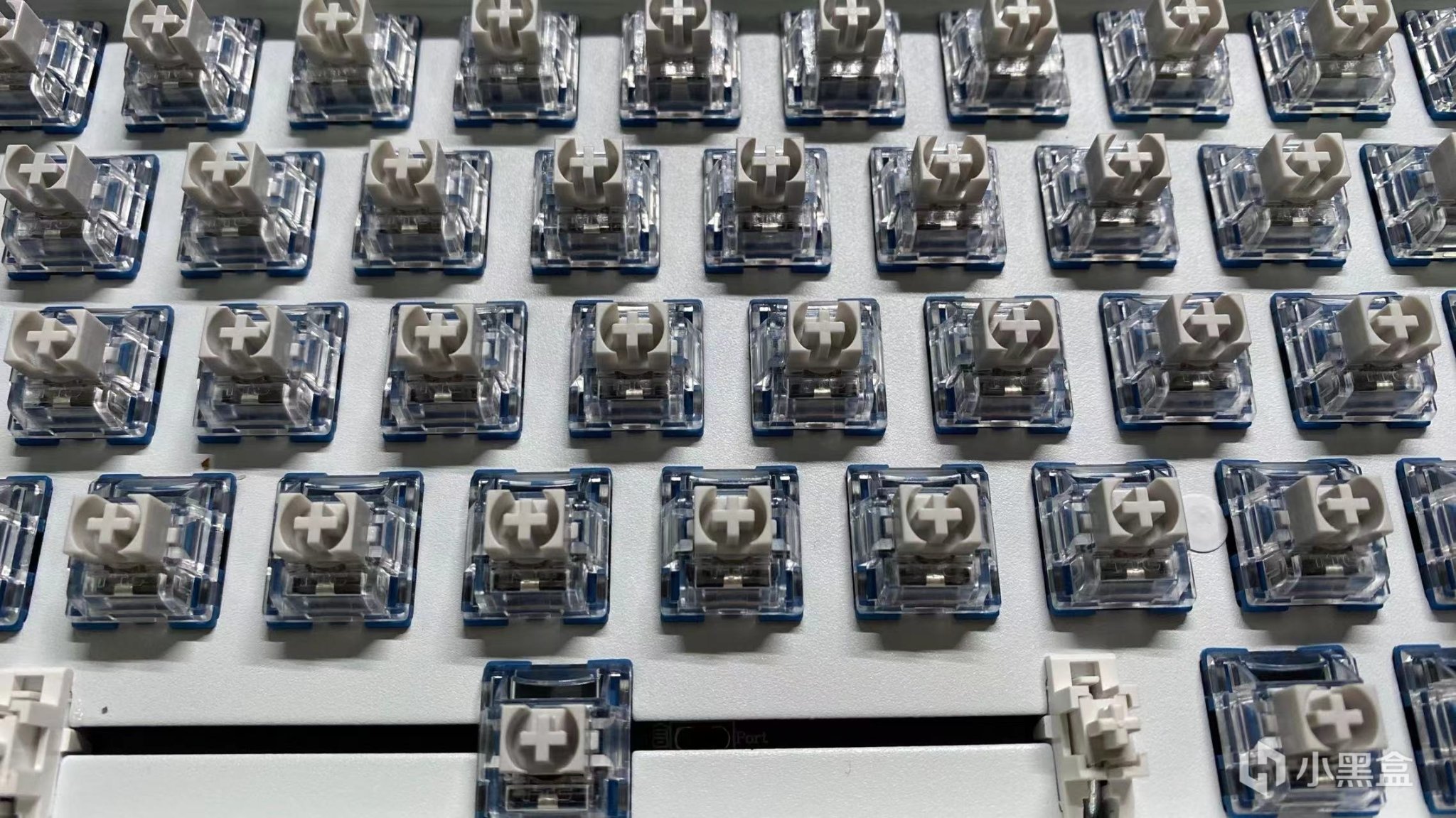 派小星抢新测评——HELLO GANSS 98T PRO开箱拆解测评