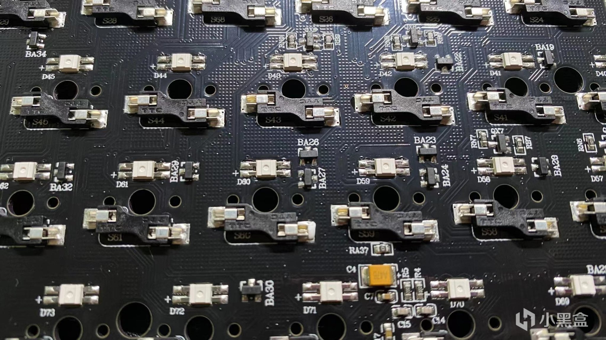 派小星抢新测评——HELLO GANSS 98T PRO开箱拆解测评