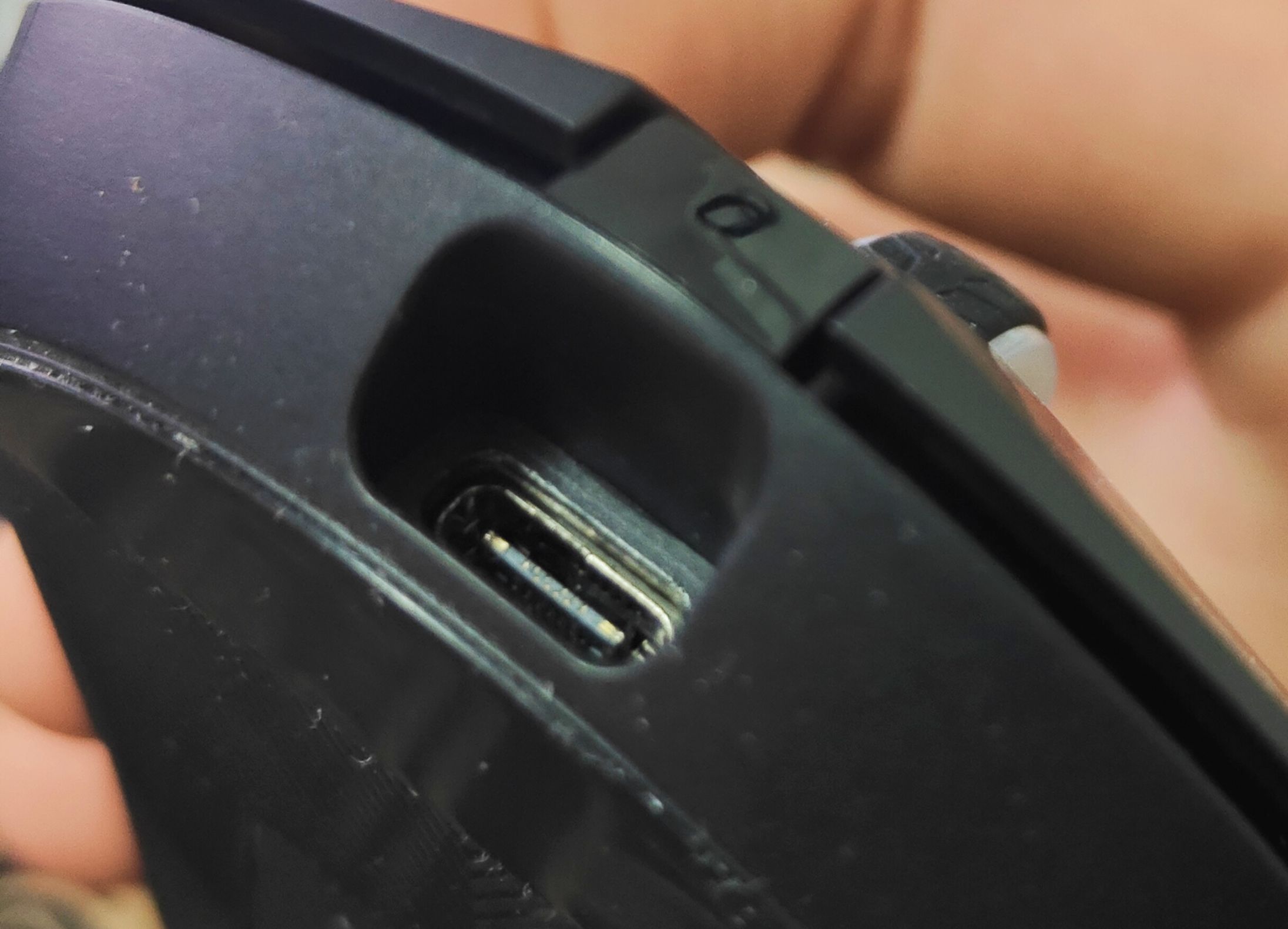 【球盟会】漫步者Hecate G4M Pro游戏鼠标:是稚嫩处女作，还是有力搅局者？