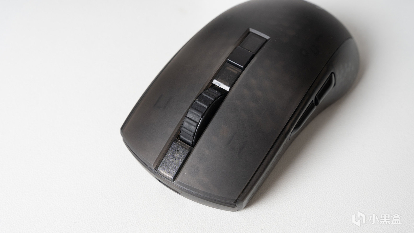 极度未知炽火无线游戏鼠标体验，100小时续航+黑透+轻量化设计！