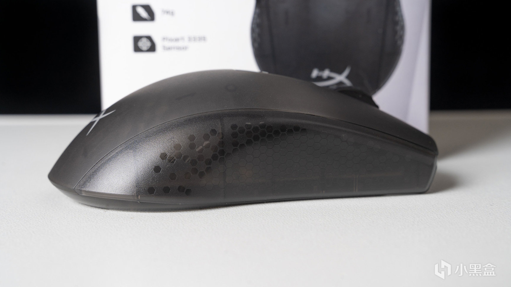 极度未知炽火无线游戏鼠标体验，100小时续航+黑透+轻量化设计！