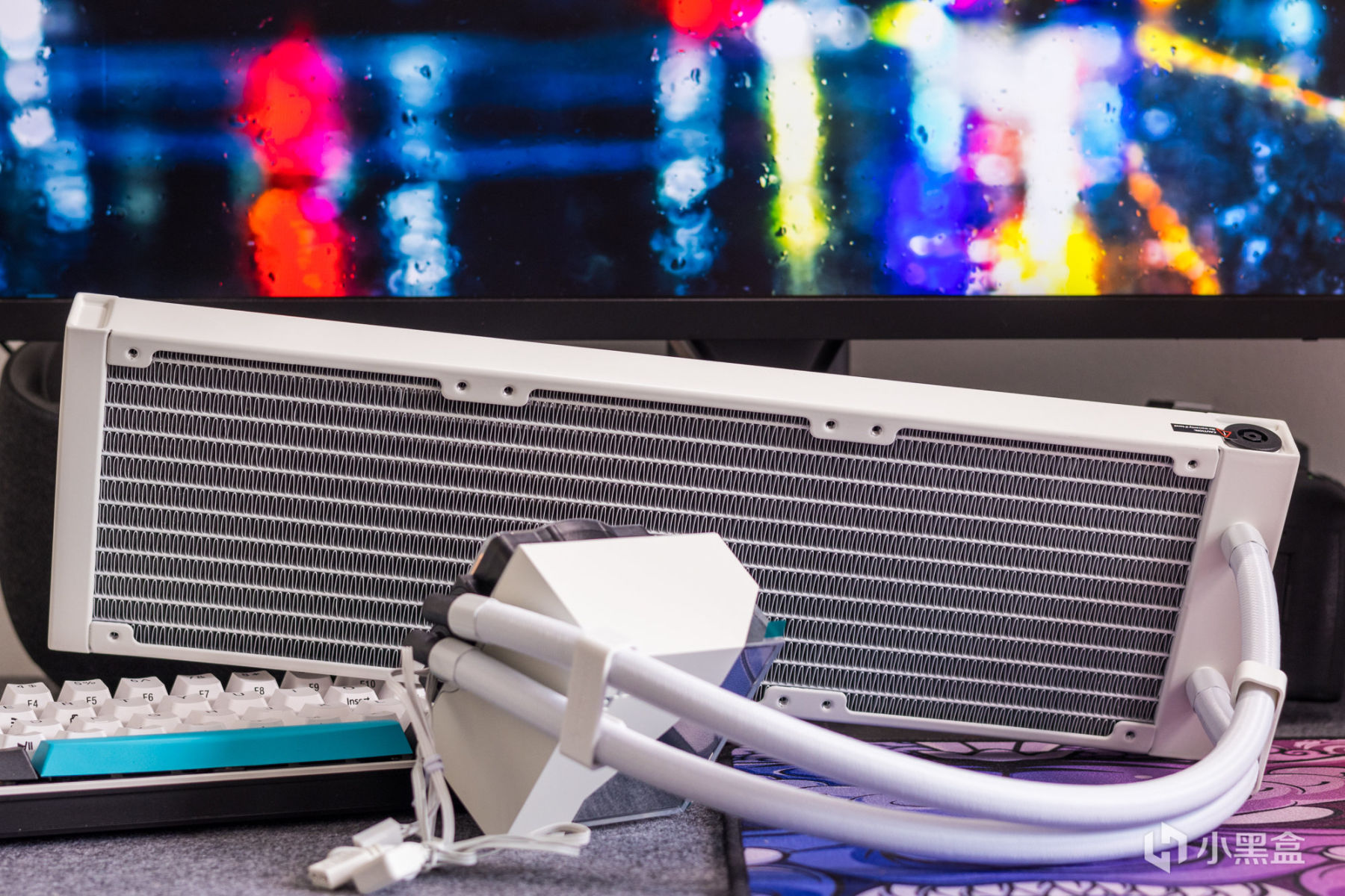 白色主机构建:13代酷睿＋索泰RTX 4070 欧泊白打造Dream PC之旅