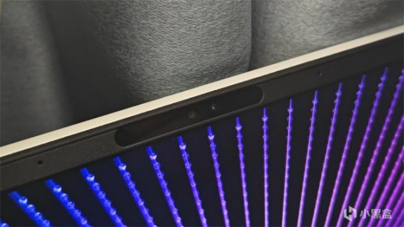 ROG 幻14 2023（第四代）：设计超前的白色小钢炮