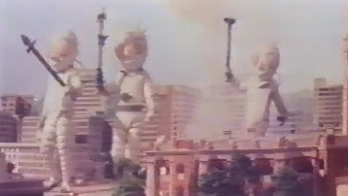 《关公大战外星人》，1976年的国产乱斗特摄-第5张