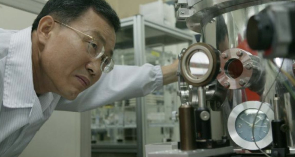 室温超导全球热度登顶，中国团队复现直播引万人围观！