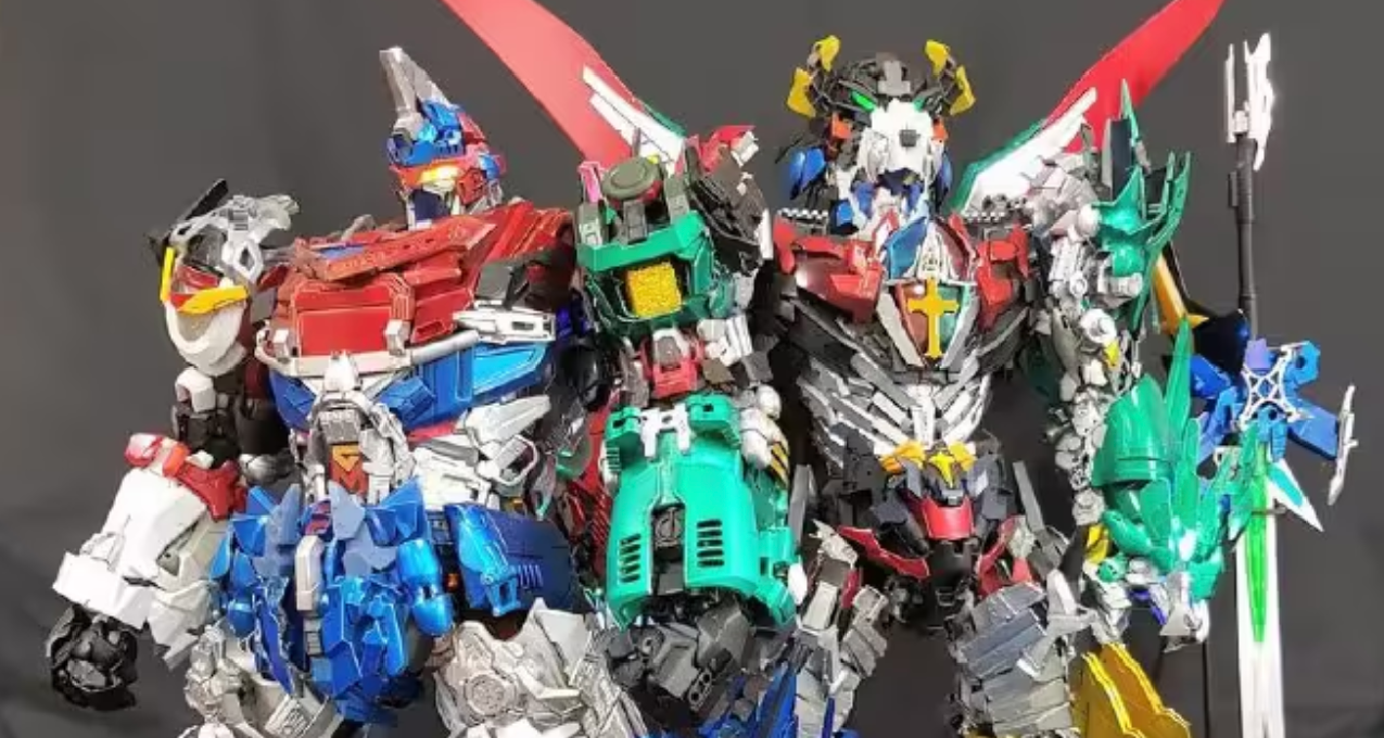 硬核破碎風格，六神合體、高智能方程式賽車、戰神金剛