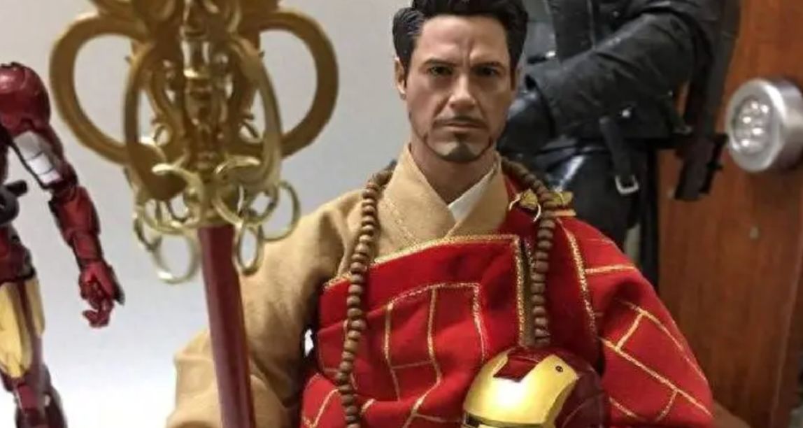 中西結合，唐僧鋼鐵俠、豬八戒雷神