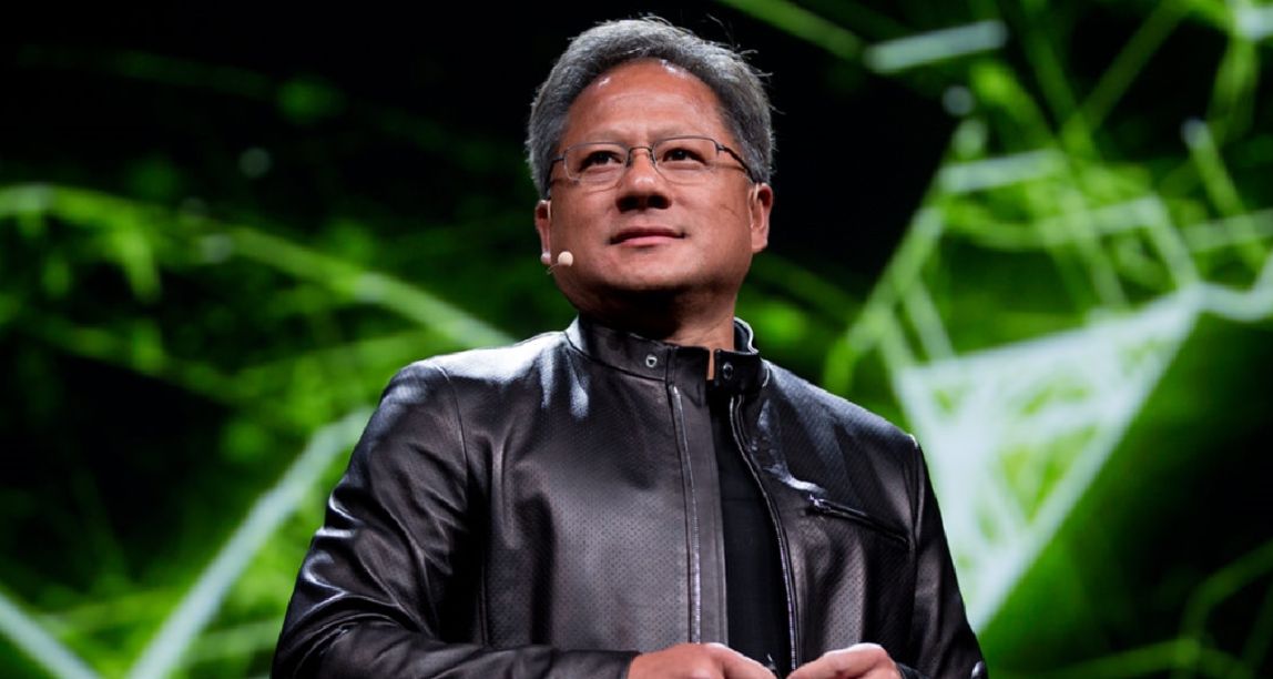 英伟达AI显卡H100一个季度卖了900吨