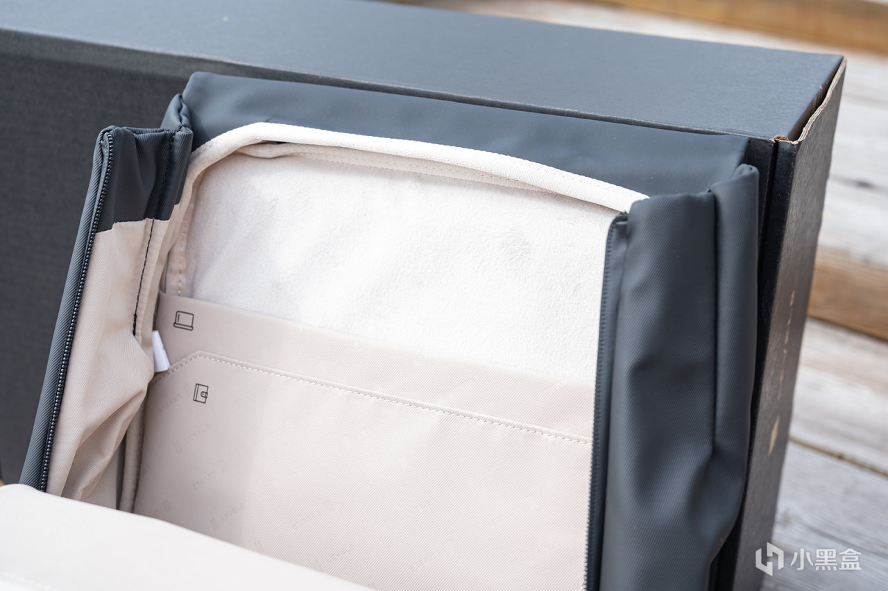 包治百病，换个新包换个好心情，背起地平线8号moment双肩包