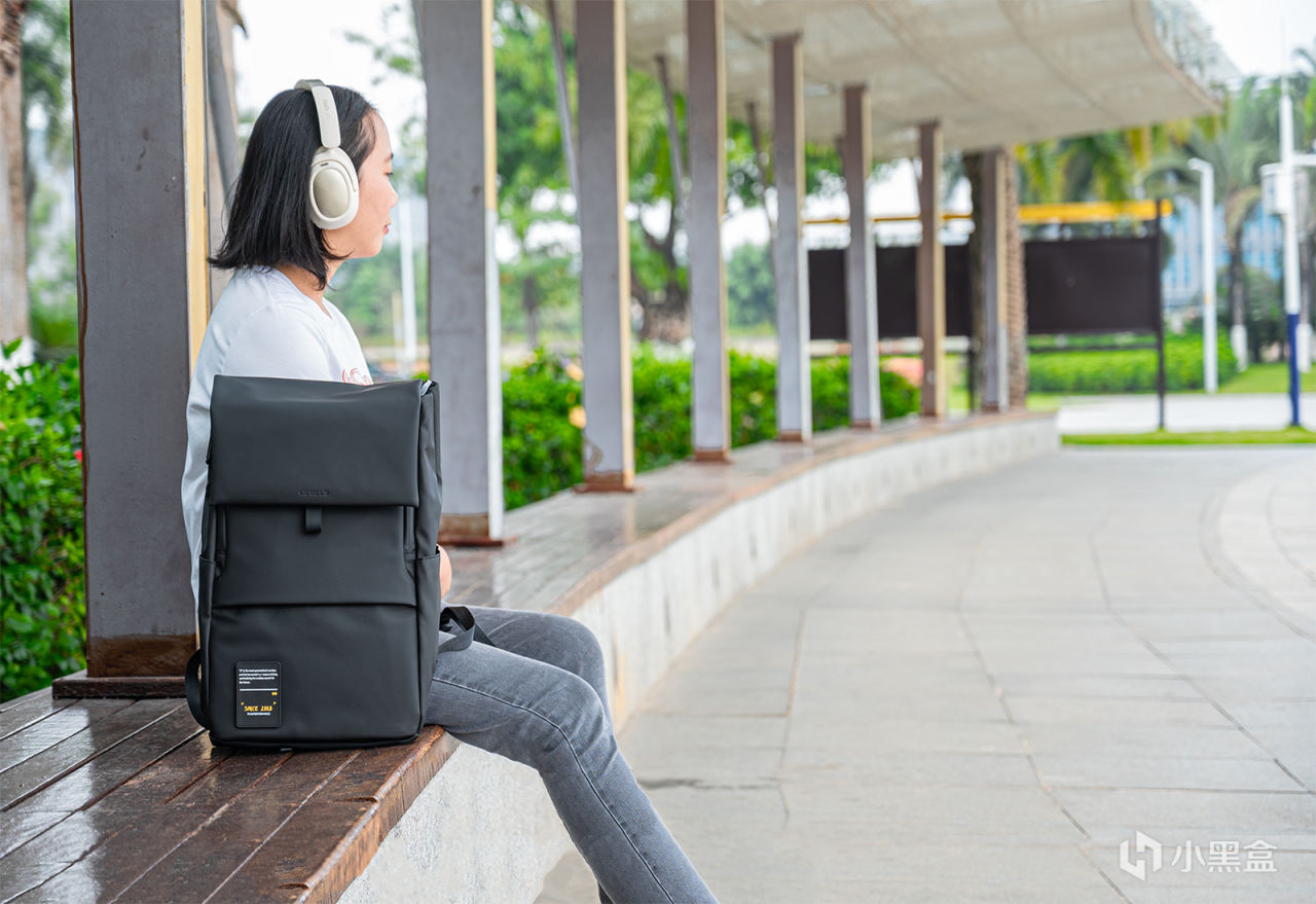 包治百病，换个新包换个好心情，背起地平线8号moment双肩包