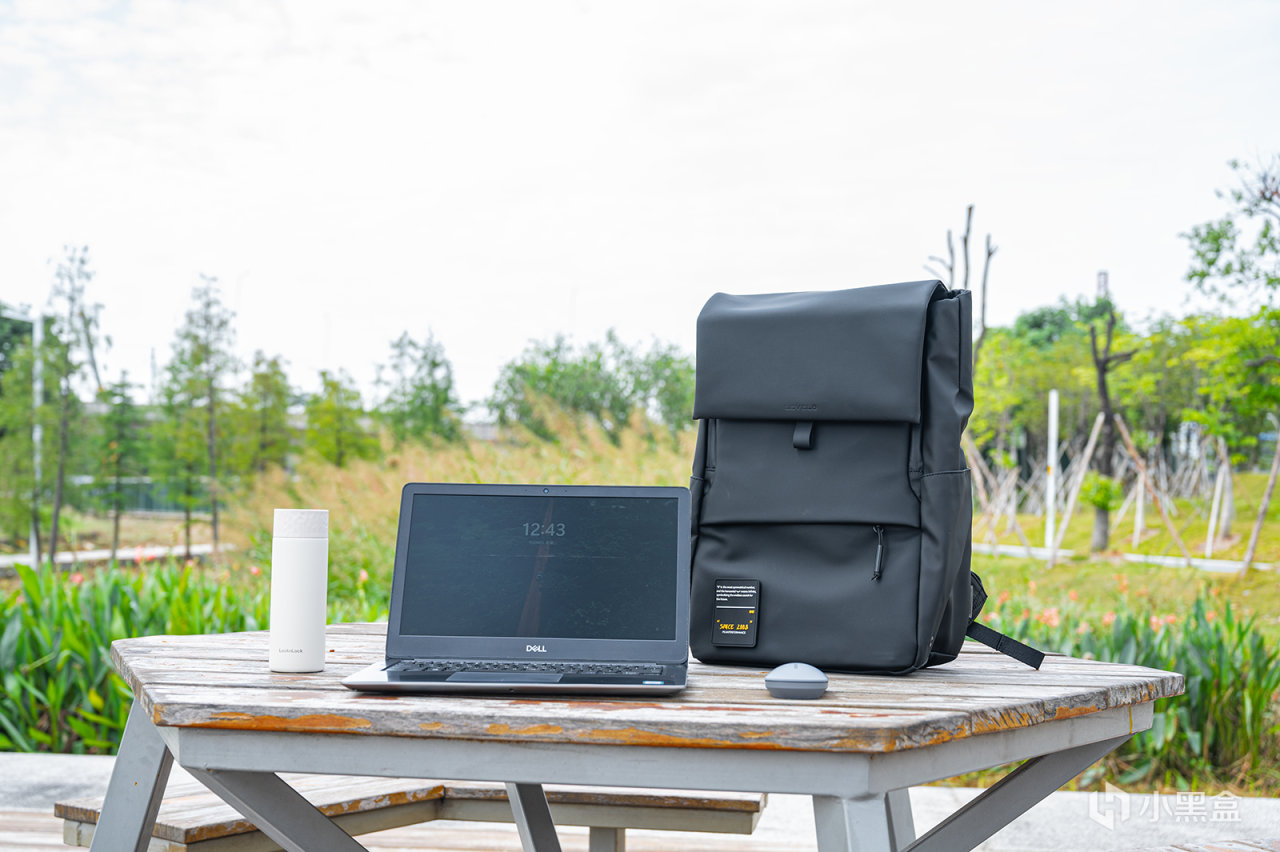 包治百病，换个新包换个好心情，背起地平线8号moment双肩包