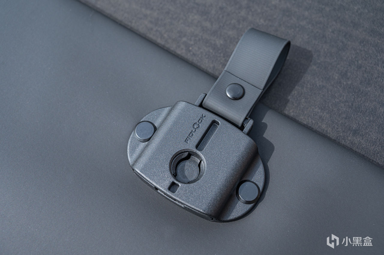 包治百病，换个新包换个好心情，背起地平线8号moment双肩包