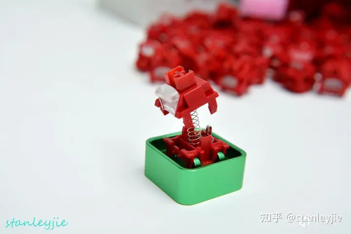 初见还是重见？谈谈TTC烈焰红轴V2