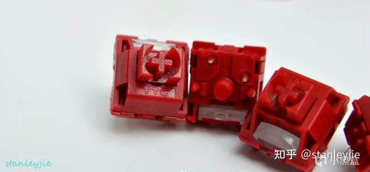 初见还是重见？谈谈TTC烈焰红轴V2