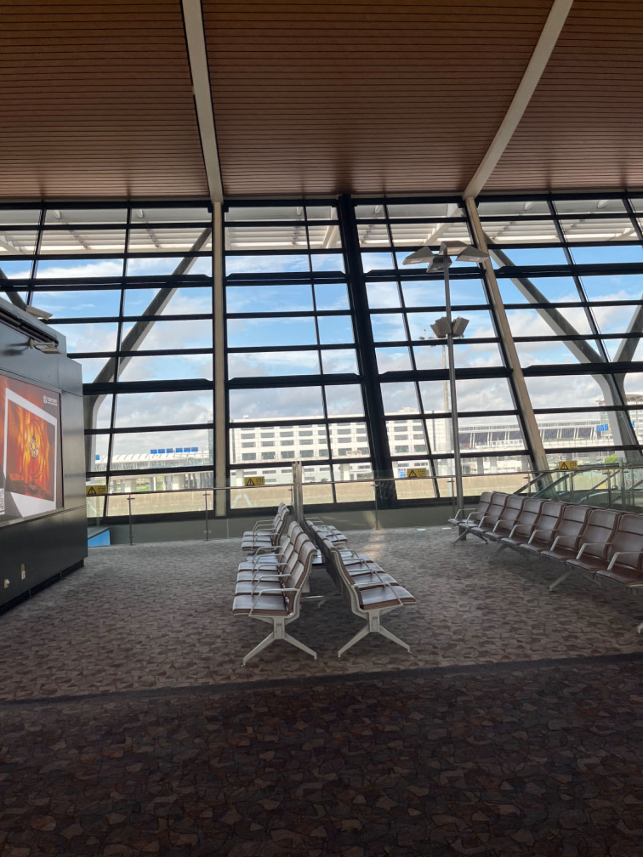 【球盟会】欧洲交换生学习与生活第二期：乘坐国际航班初体验及注意事项